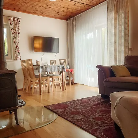Tatil Evi U Svahu *